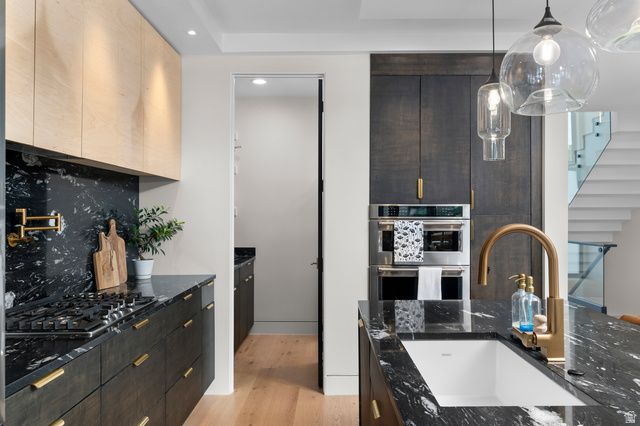 748 E ROOSEVELT AVE, Salt Lake City, UT 84105