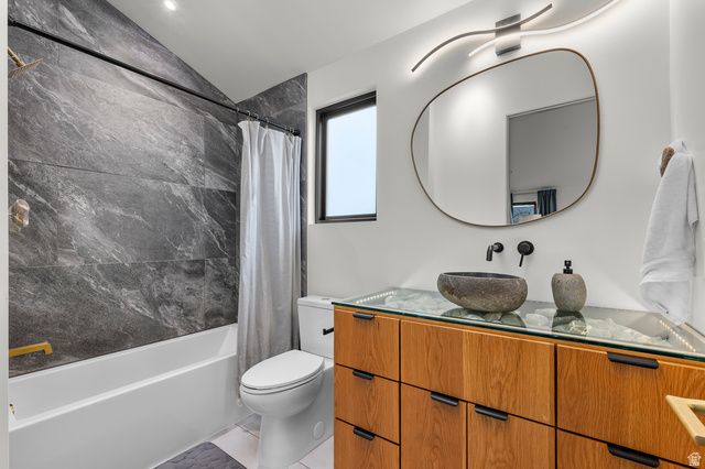 748 E ROOSEVELT AVE, Salt Lake City, UT 84105