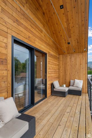 748 E ROOSEVELT AVE, Salt Lake City, UT 84105