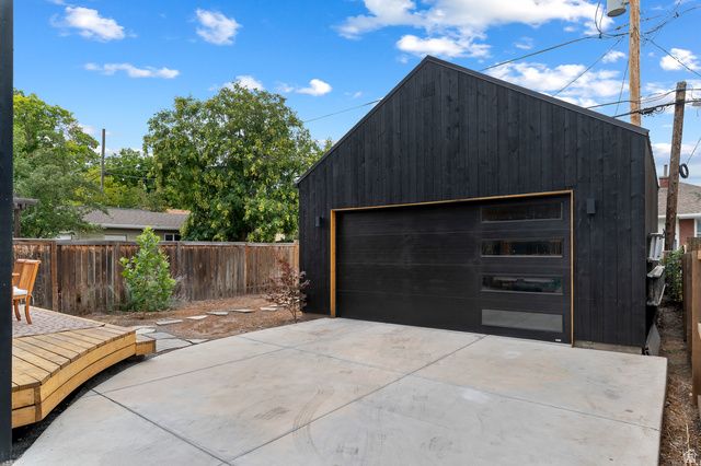 748 E ROOSEVELT AVE, Salt Lake City, UT 84105