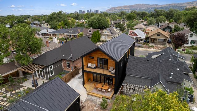 748 E ROOSEVELT AVE, Salt Lake City, UT 84105