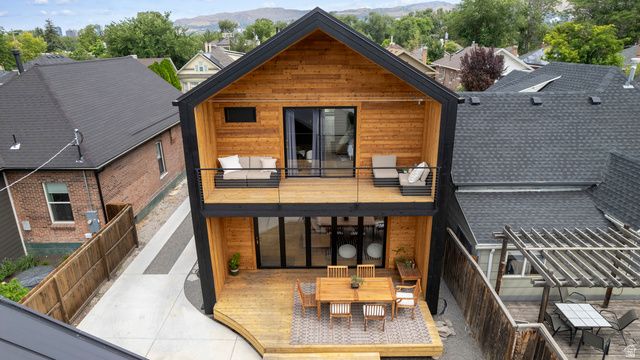 748 E ROOSEVELT AVE, Salt Lake City, UT 84105