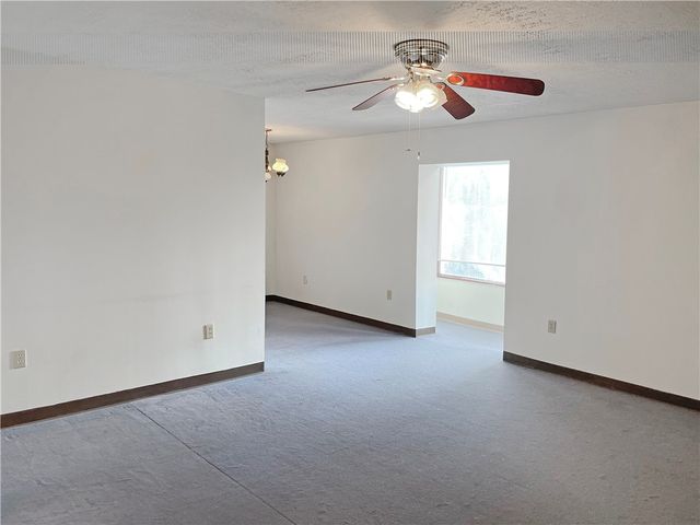 23 Brilliant Ave 23-301, Aspinwall, PA 15215