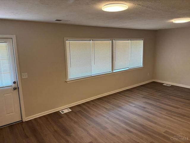 8636 Bobolink Drive, Springfield Twp., OH 45231