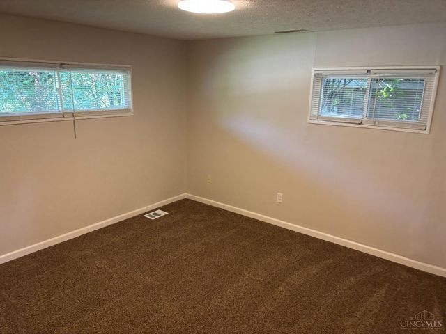 8636 Bobolink Drive, Springfield Twp., OH 45231