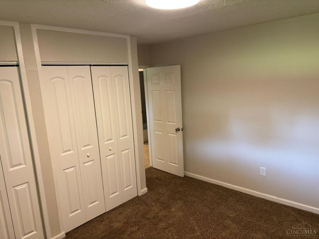 8636 Bobolink Drive, Springfield Twp., OH 45231