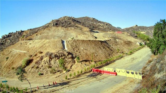 20653 Mustang, Lake Mathews, CA 92570