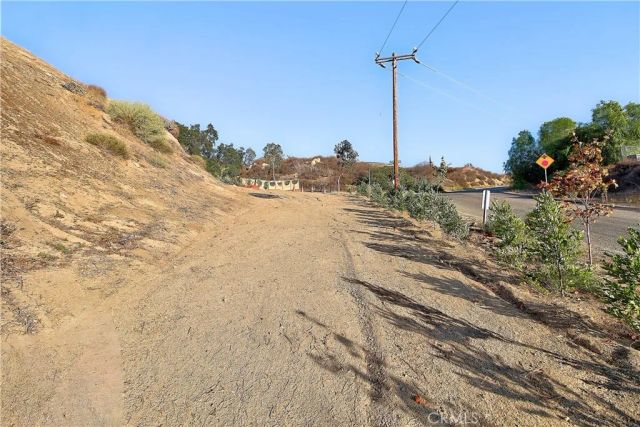 20653 Mustang, Lake Mathews, CA 92570