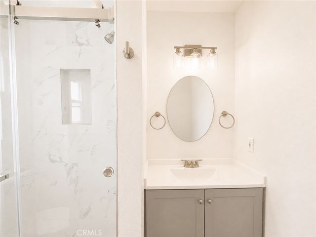 1118 W Orange, Santa Ana, CA 92706