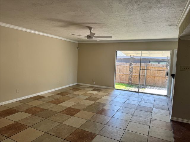9113 Willowbrook Drive, Rowlett, TX 75088