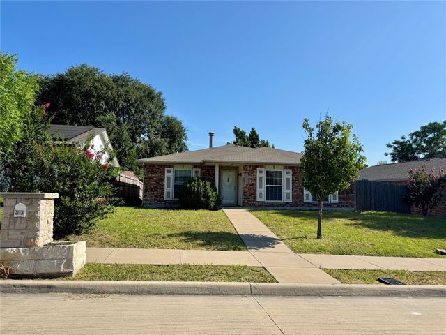 9113 Willowbrook Drive, Rowlett, TX 75088