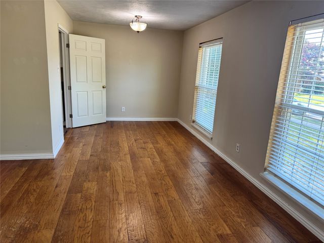 9113 Willowbrook Drive, Rowlett, TX 75088