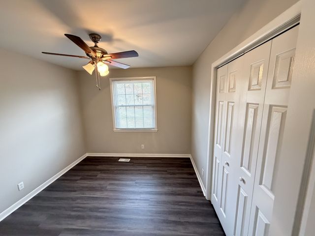 120 Roberta Dr, Hendersonville, TN 37075