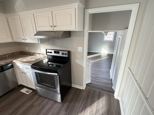 120 Roberta Dr, Hendersonville, TN 37075