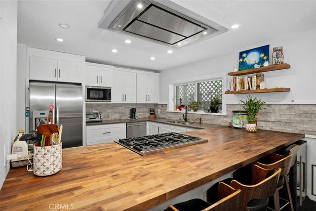 1815 Kinglet Court, Costa Mesa, CA 92626