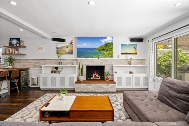 1815 Kinglet Court, Costa Mesa, CA 92626