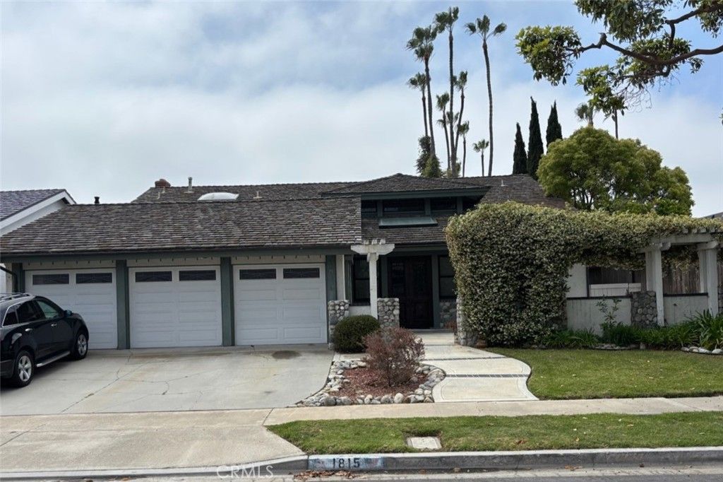 1815 Kinglet Court, Costa Mesa, CA 92626