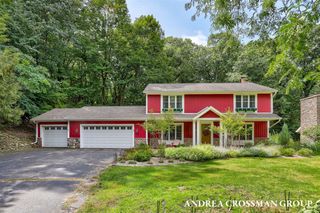 210 Timbercrest Court, Holland, MI 49424