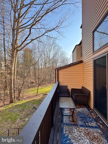3211 CHAMPIONS DR, Wilmington, DE 19808