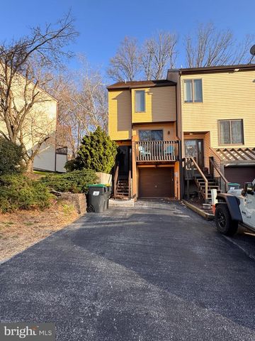 3211 CHAMPIONS DR, Wilmington, DE 19808