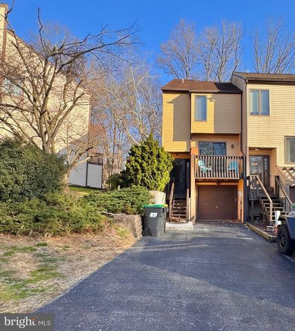3211 CHAMPIONS DR, Wilmington, DE 19808