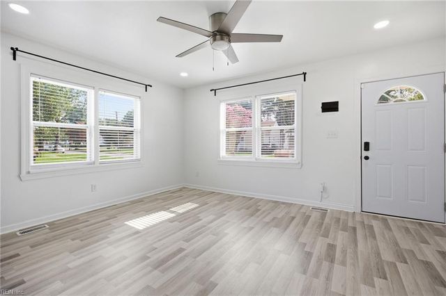 1714 Richmond AVE, Portsmouth, VA 23704