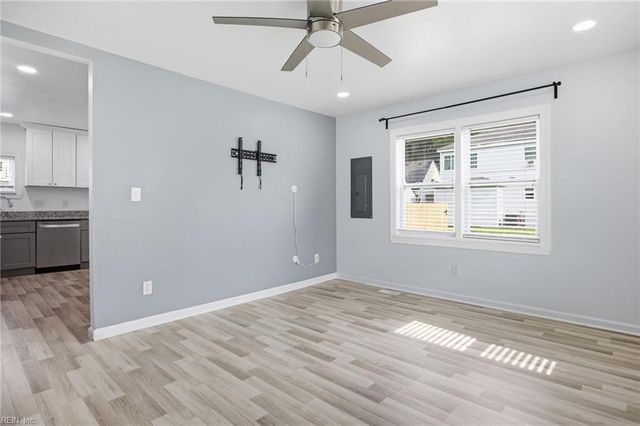1714 Richmond AVE, Portsmouth, VA 23704