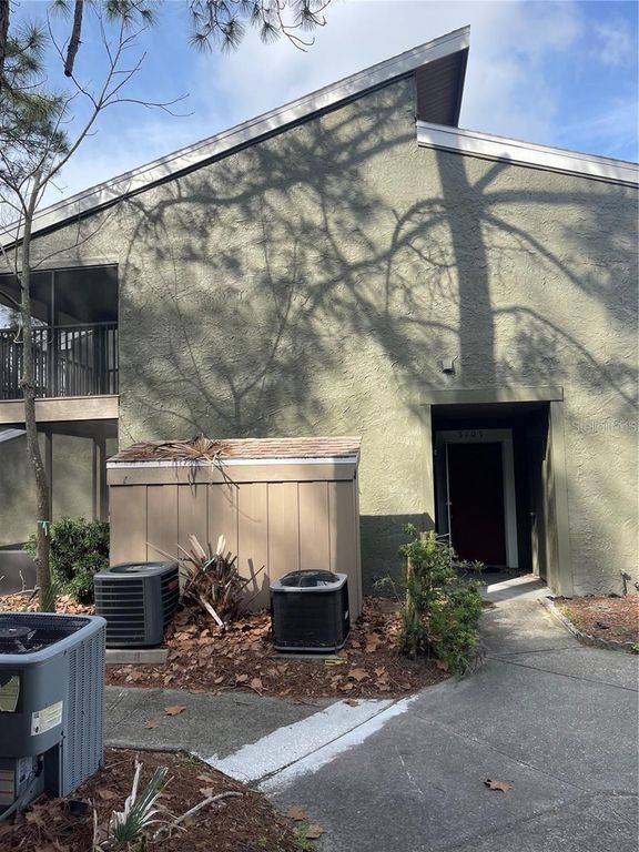 5109 EAGLESMERE DRIVE 11A, Orlando, FL 32819