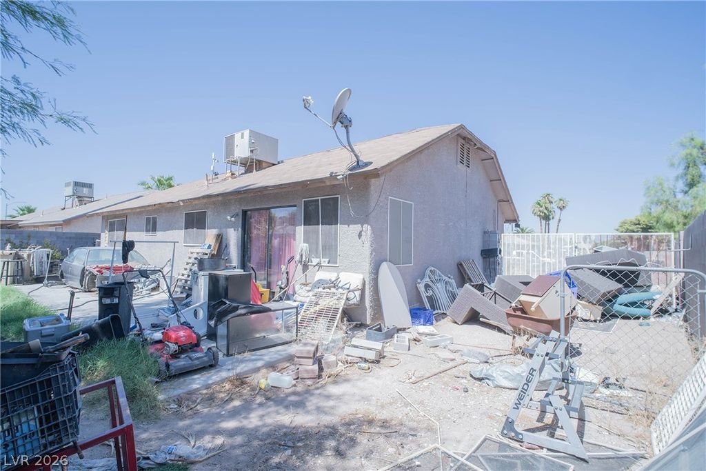 Image 14 of property listing at 44 Marion Drive, Las Vegas, NV 89110