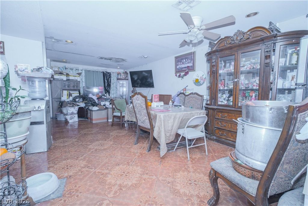 Image 3 of property listing at 44 Marion Drive, Las Vegas, NV 89110