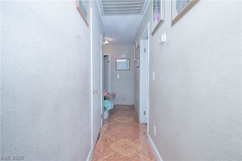 Image 6 of property listing at 44 Marion Drive, Las Vegas, NV 89110