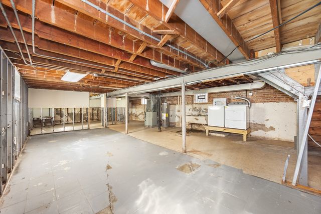 2905 W 102nd Place, Chicago, IL 60655