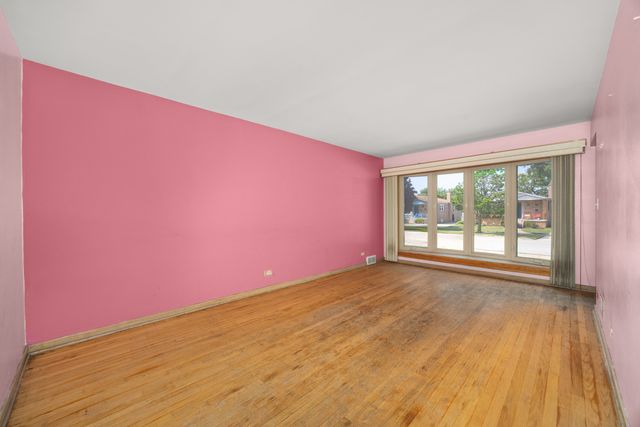2905 W 102nd Place, Chicago, IL 60655