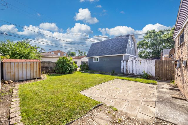 2905 W 102nd Place, Chicago, IL 60655