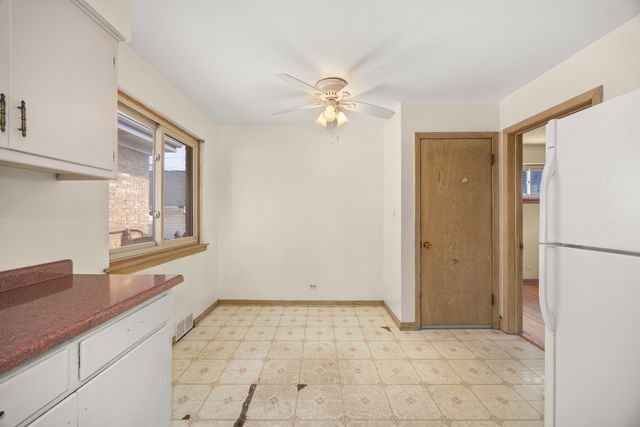 2905 W 102nd Place, Chicago, IL 60655