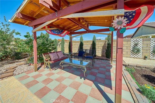 43521 Blossom, Lancaster, CA 93536