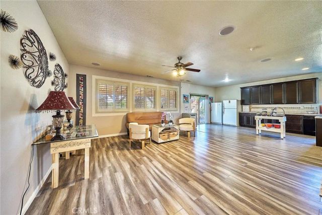 43521 Blossom, Lancaster, CA 93536