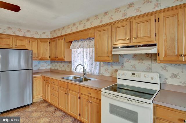 1445 CHURCH, Reading, PA 19601