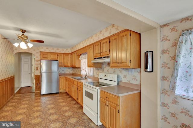 1445 CHURCH, Reading, PA 19601