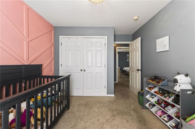 303 Porter Drive, Smithville, MO 64089