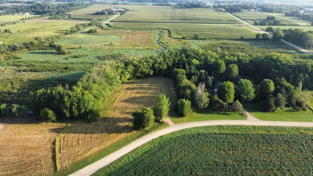 8858 298th Court W, Greenvale Twp, MN 55057