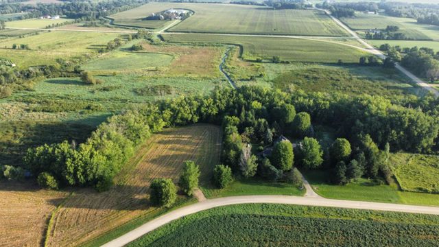 8858 298th Court W, Greenvale Twp, MN 55057