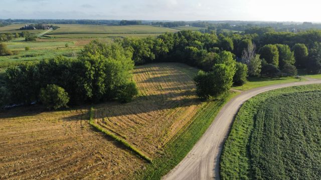 8858 298th Court W, Greenvale Twp, MN 55057