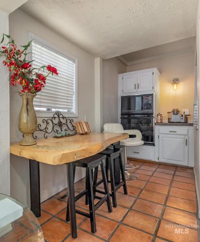 1101 N 8th Street, Boise, ID 83702