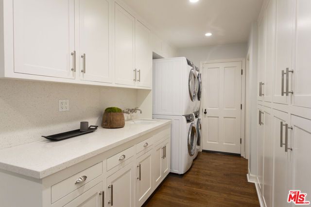 13176 Boca De Canon Lane, Los Angeles, CA 90049