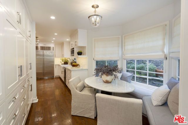 13176 Boca De Canon Lane, Los Angeles, CA 90049