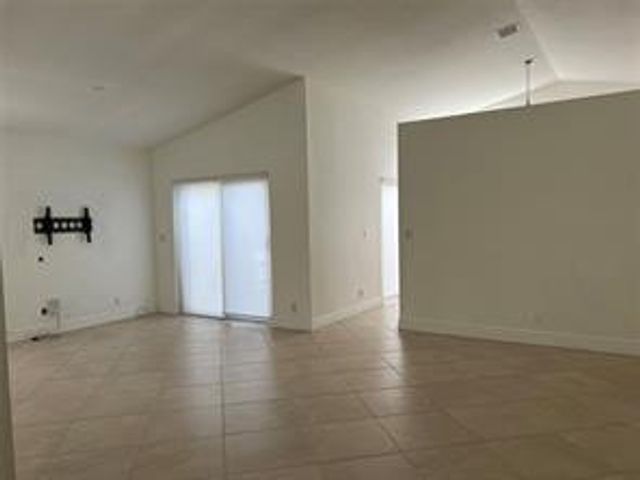 9880 Red Heart Lane, Tamarac, FL 33321