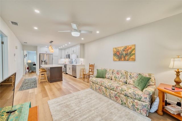 2084 COUNTRYSIDE CIRCLE S 25, Orlando, FL 32804