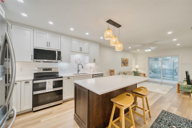 2084 COUNTRYSIDE CIRCLE S 25, Orlando, FL 32804