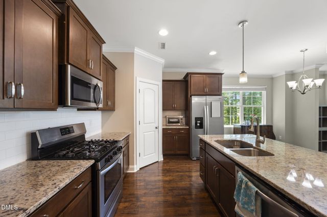 908 Laurel Gate Drive, Wake Forest, NC 27587